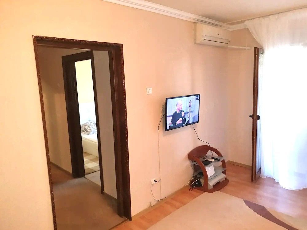 🌳 2 camere decomandat, etaj 2, lângă Parcul IOR, 8 min metrou Titan - Poză 3