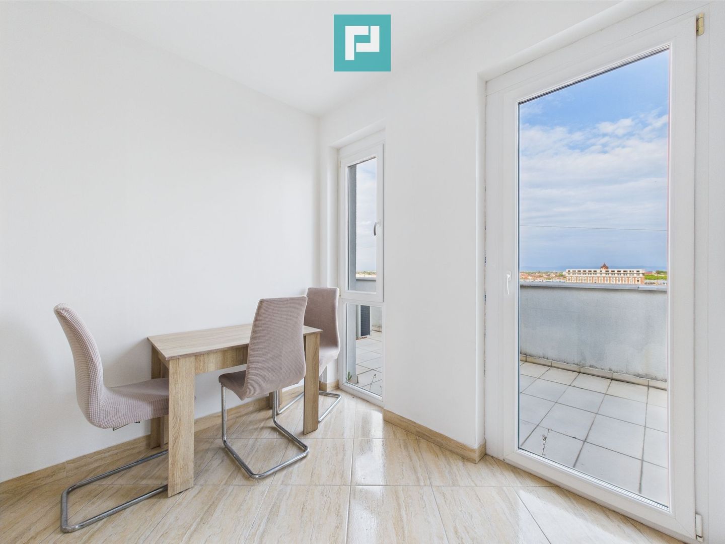 Penthouse de închiriat - ARED-UTA, Arad - Poză 9