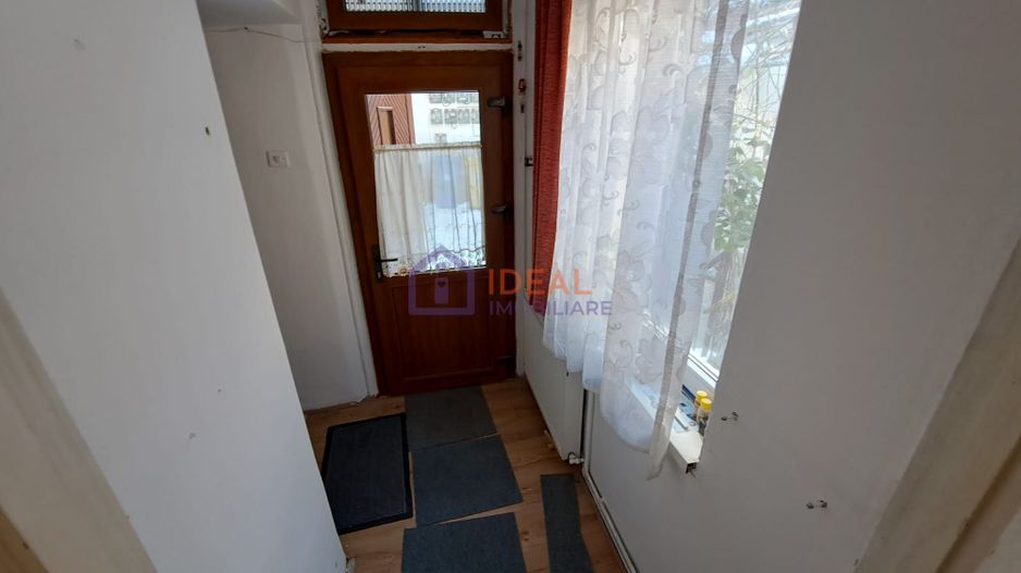 Apartament cu 2 camere si pivnita, zona Ultracentrala - Poză 9
