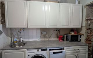Apartament în bloc tip vilă balcon si beci– Astra, Brașov | Etaj 2/2 - Poză 4