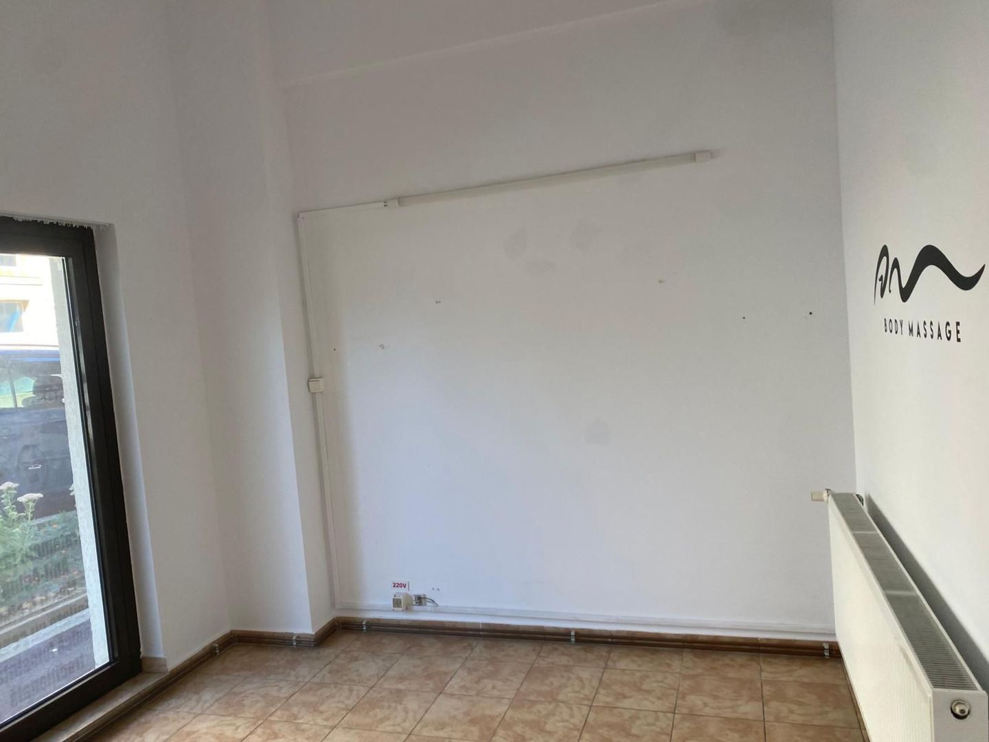 Inchiriere spatiu pentru birouri, Salon - Frizerie, etc., Craiovei - Poză 6