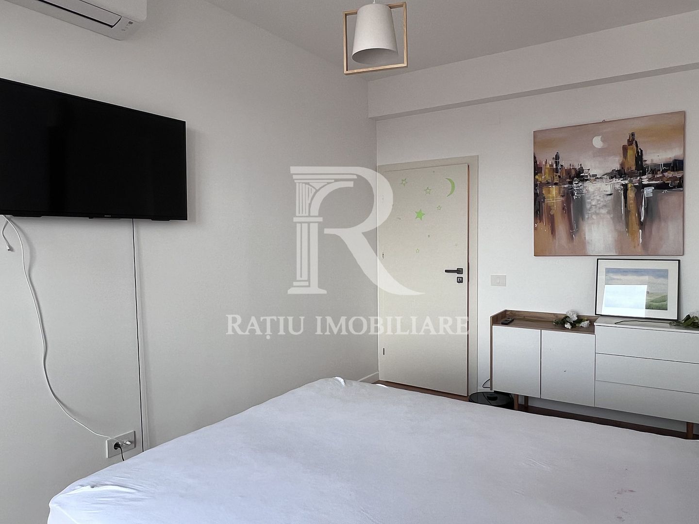 Penthouse cu Design Eclectic | Central | Panoramă Unică | Oradea - Poză 12