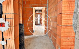 Casă de vânzare cu 4 camere in cartierul Bălcescu, Oradea - Poză 6