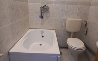 De închiriat apartament 2 camere – zona Cantina Studențească - B-dul Victoriei - Poză 9
