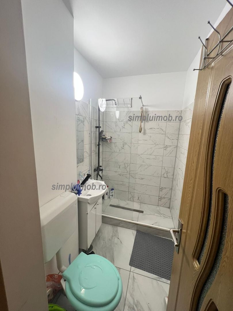 VANDUT ! Garsoniera  Metrou Dristor renovata complet - Poză 6