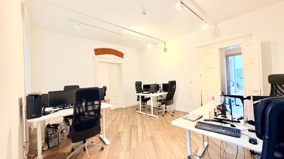 Spațiu Birou - Imobil istoric complet renovat - Poză 18