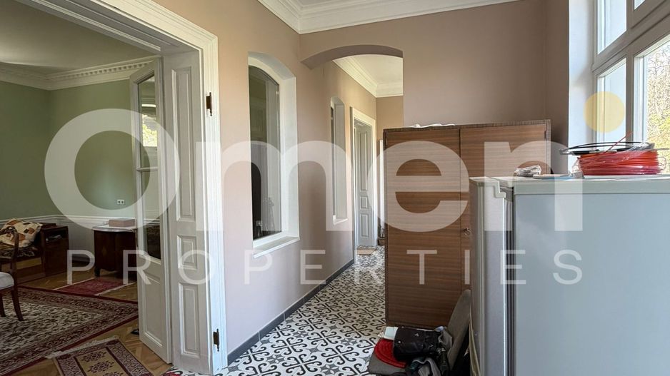 Casa renovata cu curte pentru inchiriere, zona Centrul Vechi - Poză 10