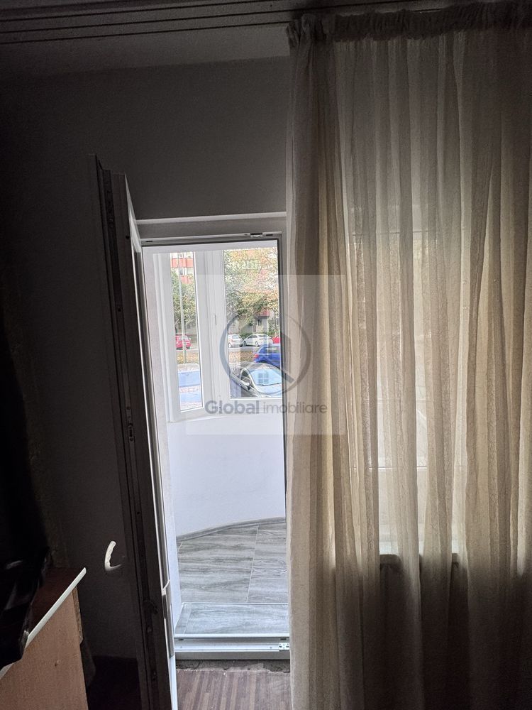 Închiriez garsoniera decomandata 39 mp in 13 Septembrie - Poză 3