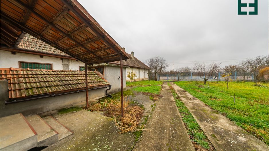 Vândut - Teren cu construcție – 2.480 mp – Seceani, Timiș - Poză 8