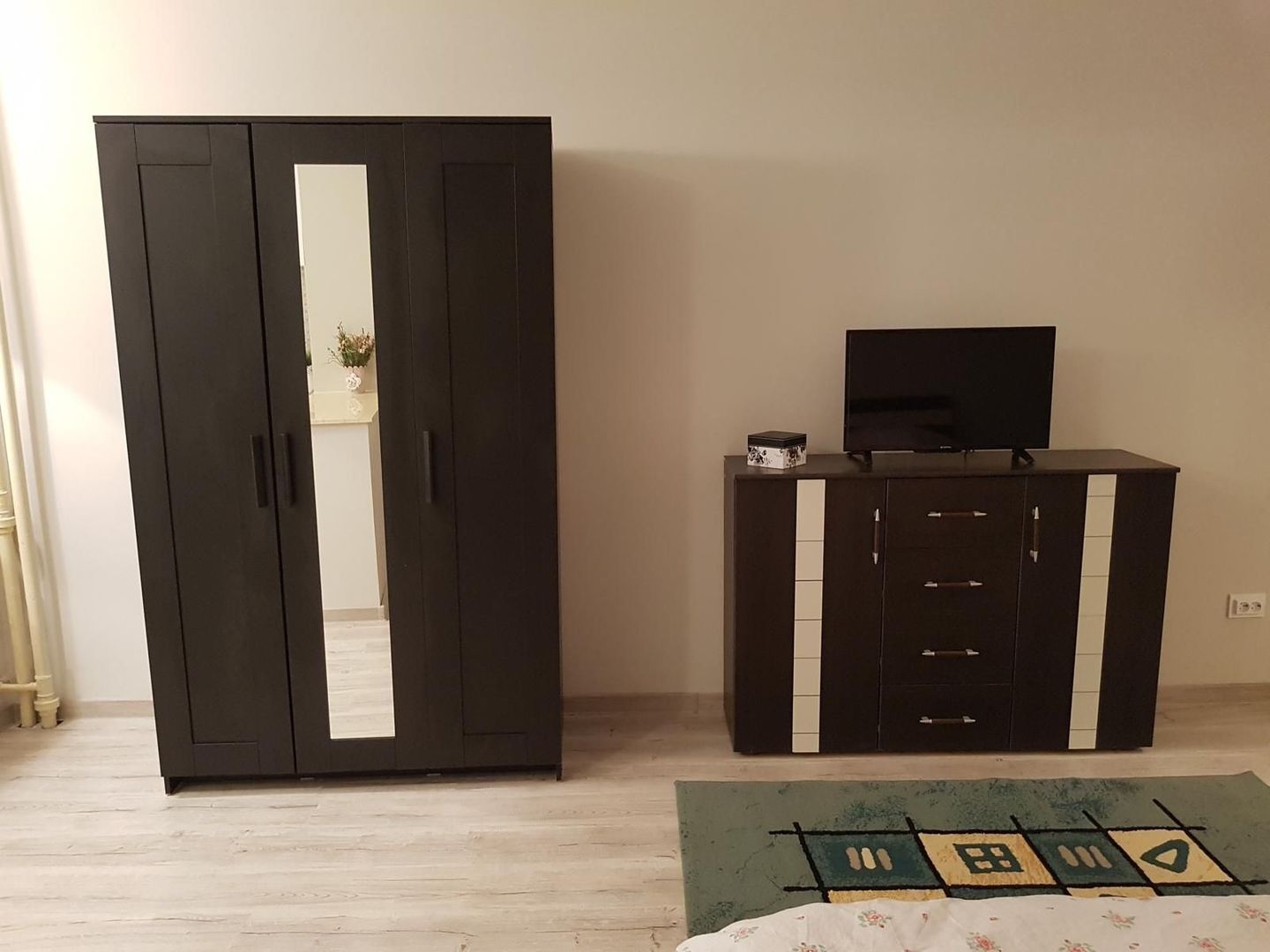 închiriez garsoniera Drumul Taberei - Poză 4