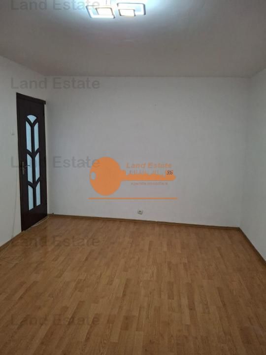 2 camere etaj 1 din 4 Aviatiei - Poză 5