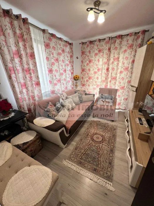 PACURARI - APARTAMENT CU 4 CAMERE 84 MP MOBILAT SI UTILAT ! - Poză 5