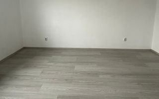 Apartament nou, 3 camere, la cheie, complet decomandat + parcare inclusă - Poză 11