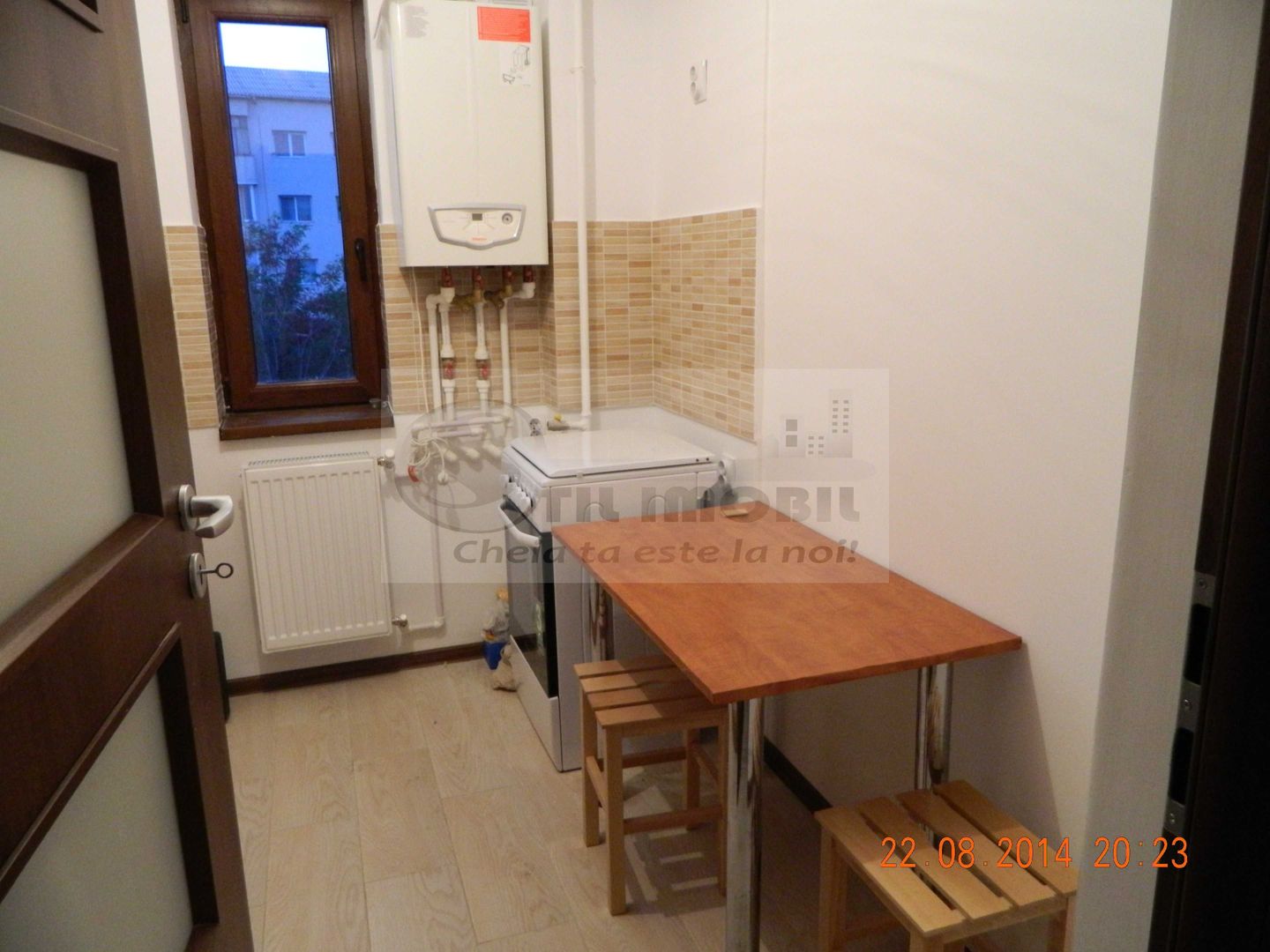 Apartament 2 camere, decomandat, Canta - 399 euro - Poză 1