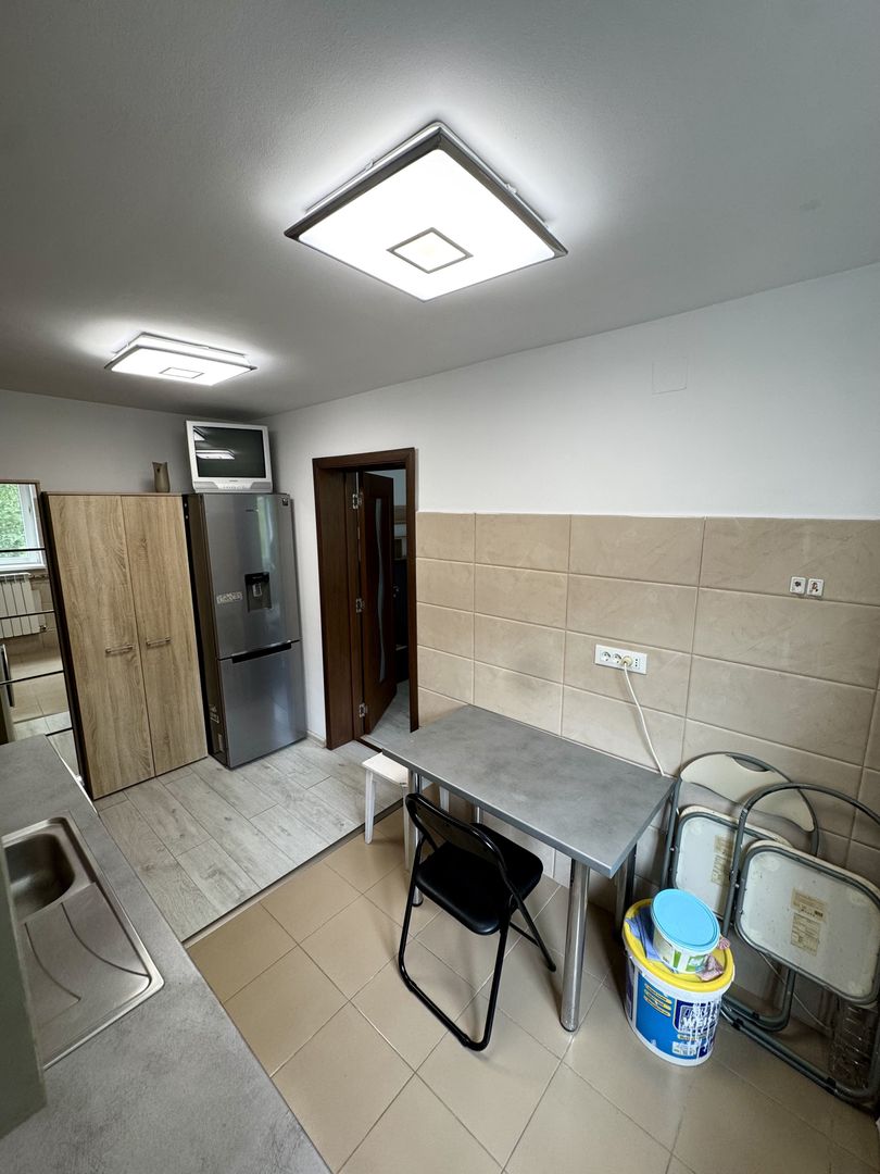 Centrala proprie zona Vitan, apartament 3 camere - Poză 3