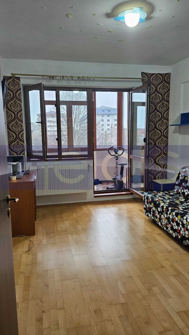 DE VANZARE APARTAMENT 2 CAMERE 72 MP  PELUNGIREA GHENCEA| DECOMANDAT - Poză 3