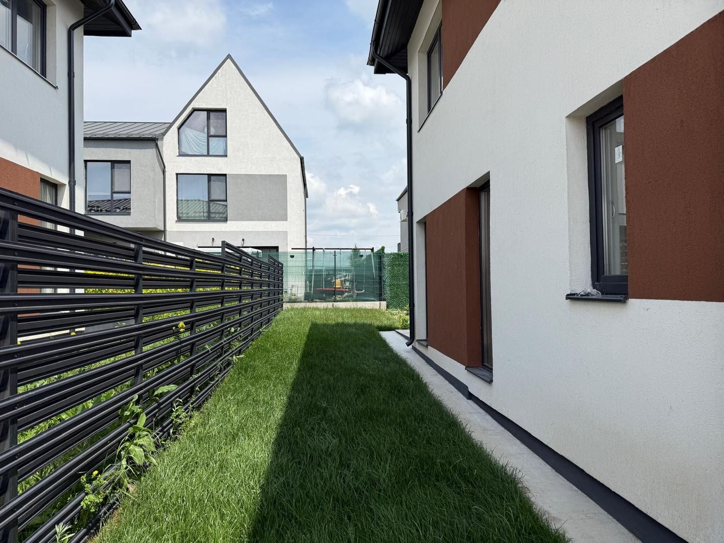 Vilă duplex modernă P+1 cu curte proprie | Otopeni | comision 0% - Poză 18
