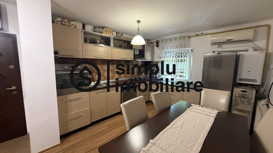 Apartament 4 camere 1 Mai et 1/4 - Poză 1