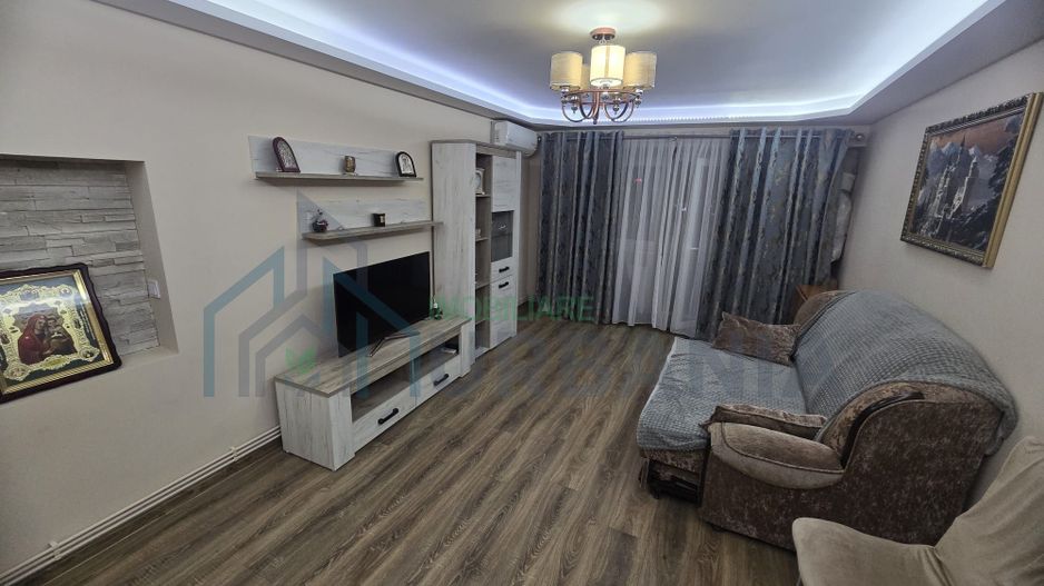 Apartament 3 camere de inchiriat, zona Nicolina, Aleea Tudor Neculai, Iasi - Poză 2