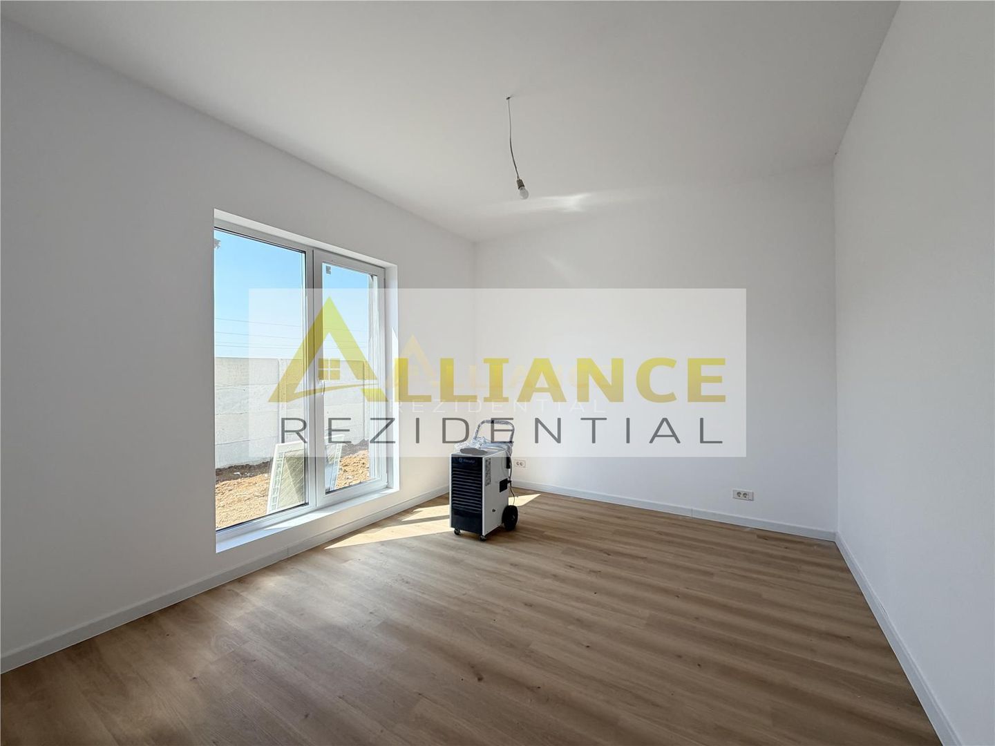 Casa individuala - 4 camere - 108 mp utili - Miorita - Poză 7
