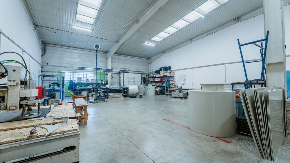 Hală suprafața de 227mp în Arad - Poză 4