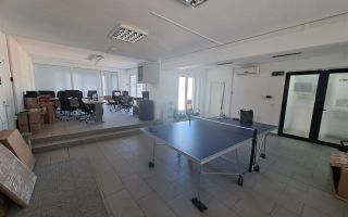 Spatiu comercial  Iosefin etaj 1 cu lift+loc parcare - Poză 10