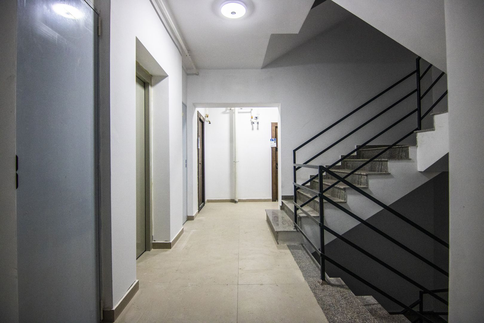BLOC FINALIZAT, PENTHOUSE - 3 CAMERE, 2 BAI, TERASA DE 178MP,  CENTRALA PROPRIE - Poză 32