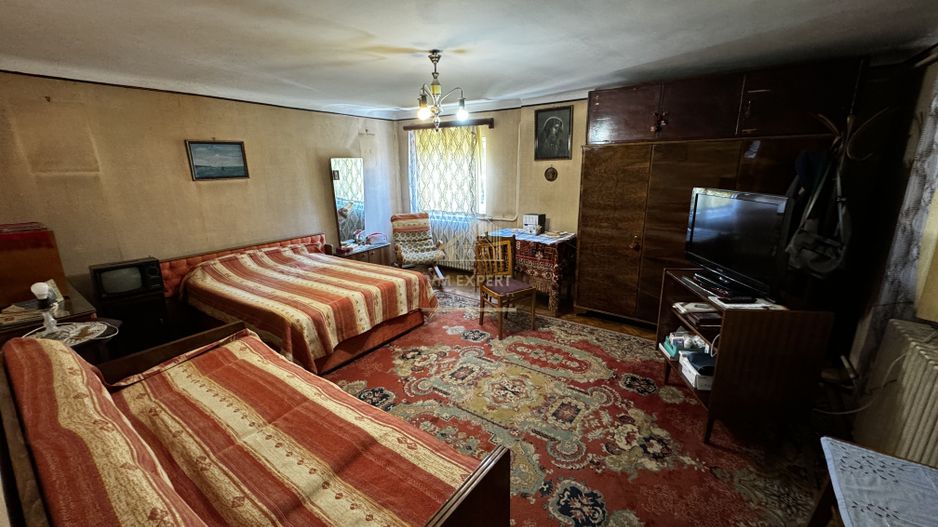 CASA 4 CAMERE CAMPULUNG, TEREN 3213 MP - Poză 7
