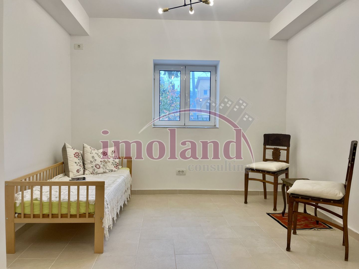 Prima inchiriere: casa 110 mp + 180 mp curte, Aviației/Herastrau - Poză 7