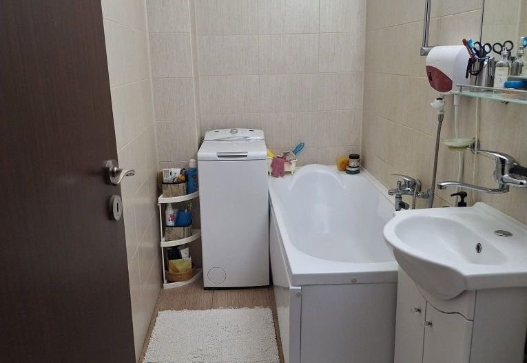 APARTAMENT LUMINOS ZONA 13 SEPTEMBRIE - Poză 6
