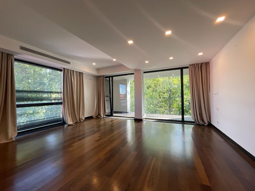 Duplex superb cu vedere  Parc Floreasca - Poză 9