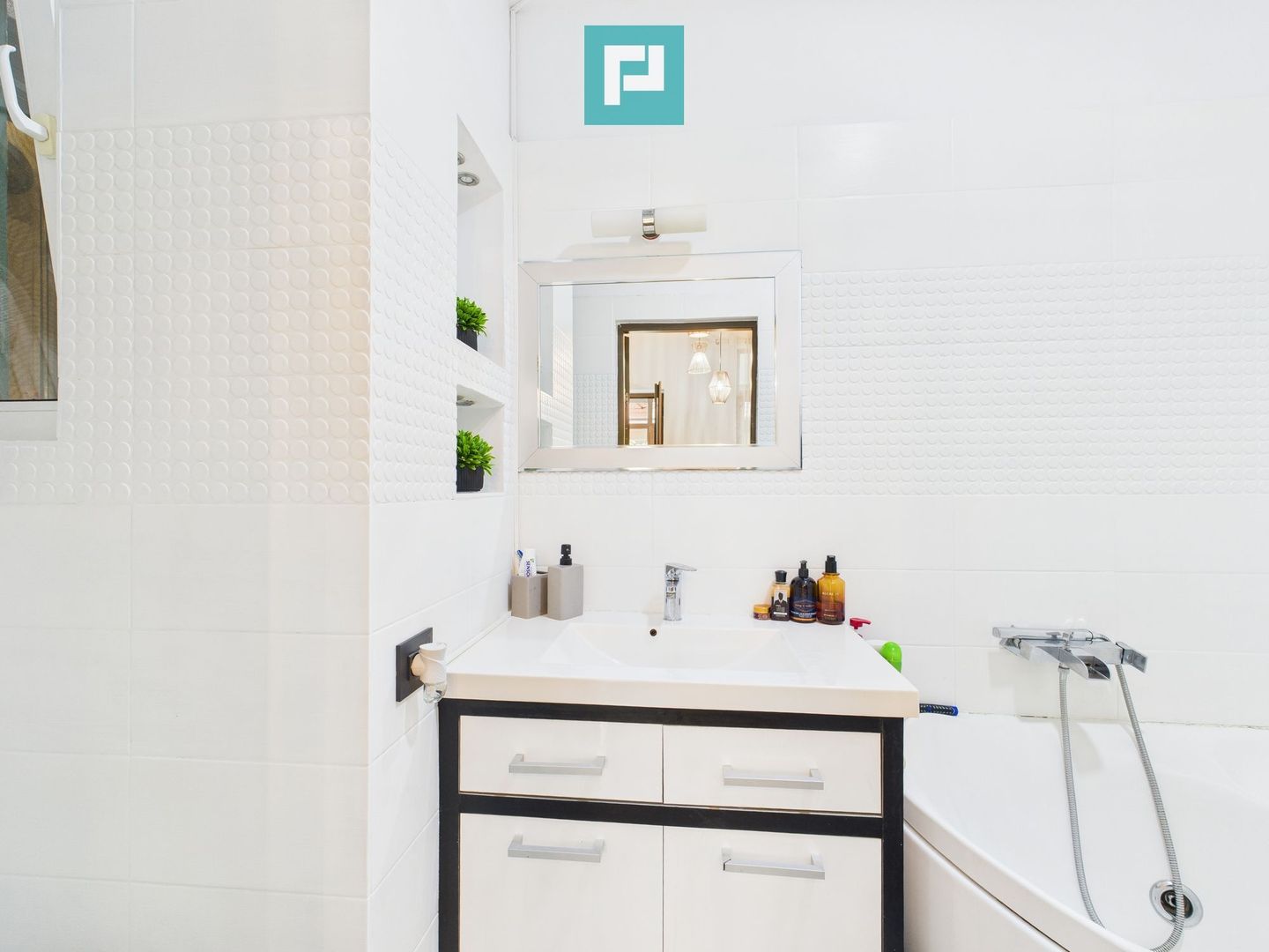 Apartament 3 camere  la curte  - Odobescu - Poză 9