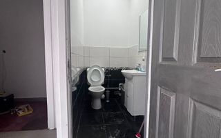 Spatiu Comercial de Inchiriat in Valea Oltului in cadrul unui complex comercial - Poză 3