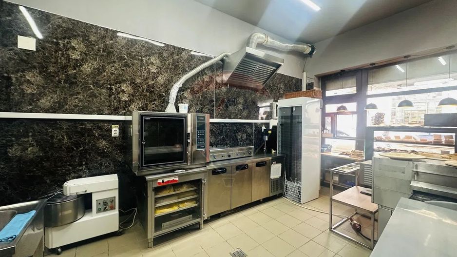 De Inchiriat Spațiu Comercial de 60mp în zona Nerva Traian - Poză 2