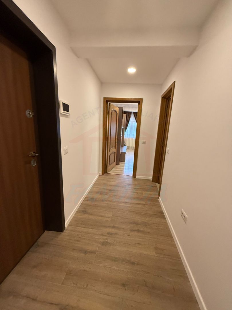 🏛️✨ APARTAMENT DEOSEBIT CU 2 CAMERE – CLĂDIRE CU VALOARE ISTORICĂ - Poză 5
