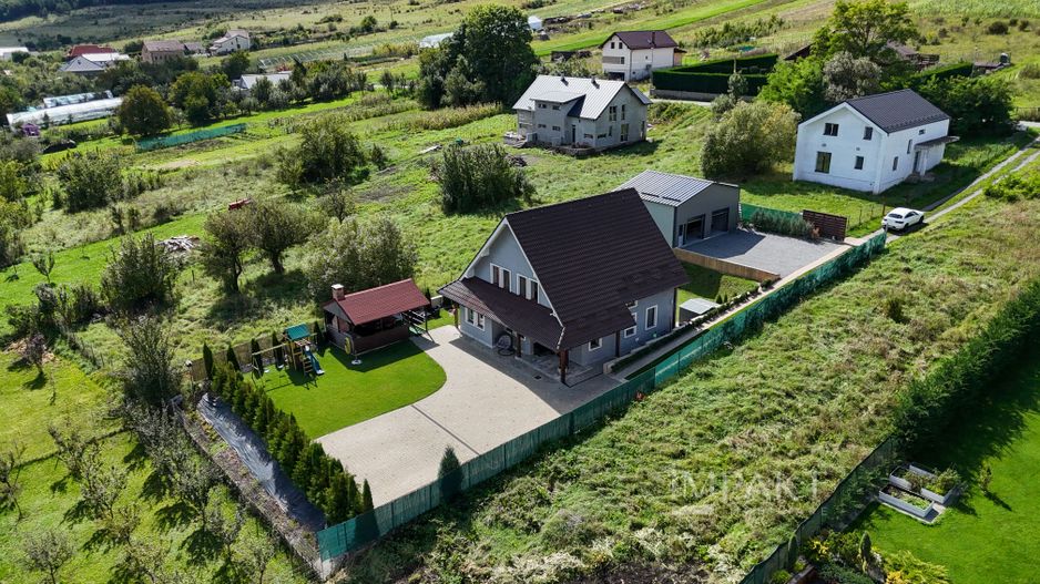 Vilă unică cu teren generos și vedere superbă în Sălicea! - Poză 3