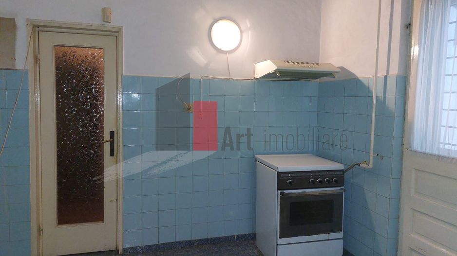 Apartamentul "BEQUEM",  180 mp suprafata totala, CONSOLIDAT, GARAJ IN ACTE, BOXE - Poză 14