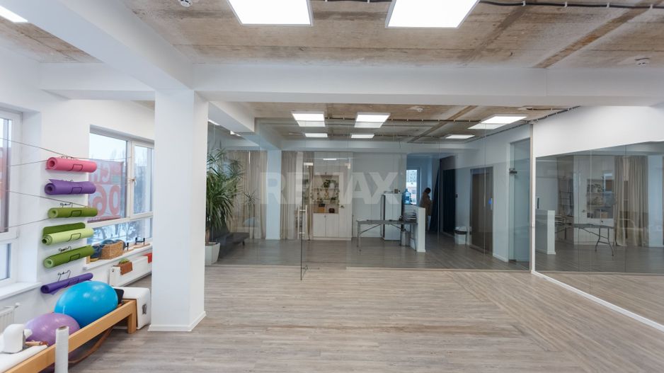 Spațiul comercial/ oficiu  spre chirie - Poză 2