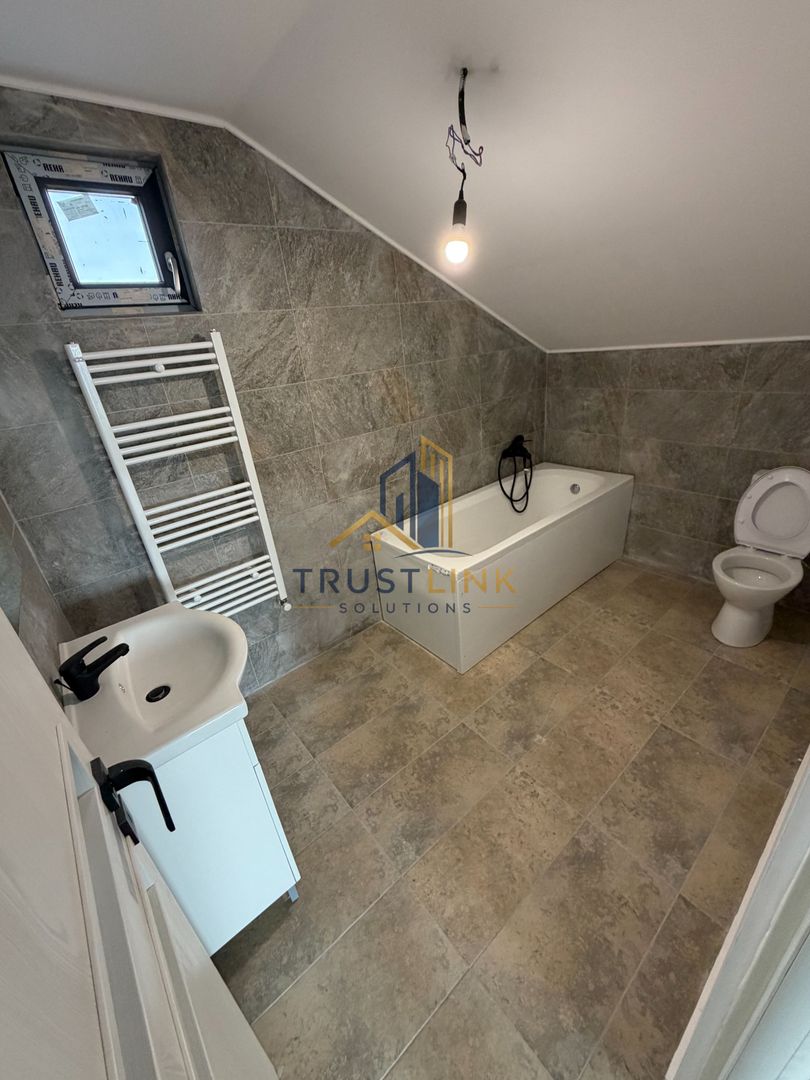 Casa de vanzare 4 camere Finalizata 380mp curte comuna Berceni - Poză 5