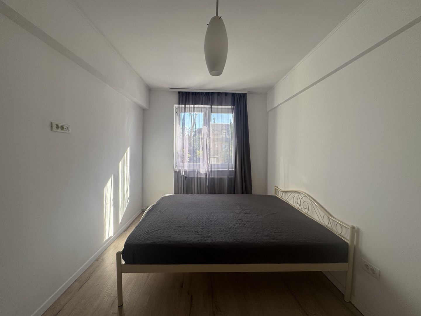 3 camere| ION MIHALACHE - Poză 5