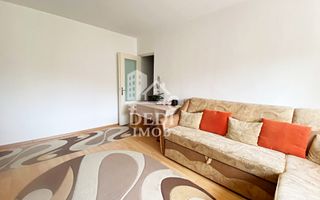Apartament 3 camere de vânzare in zona Rogerius, Oradea - Poză 2