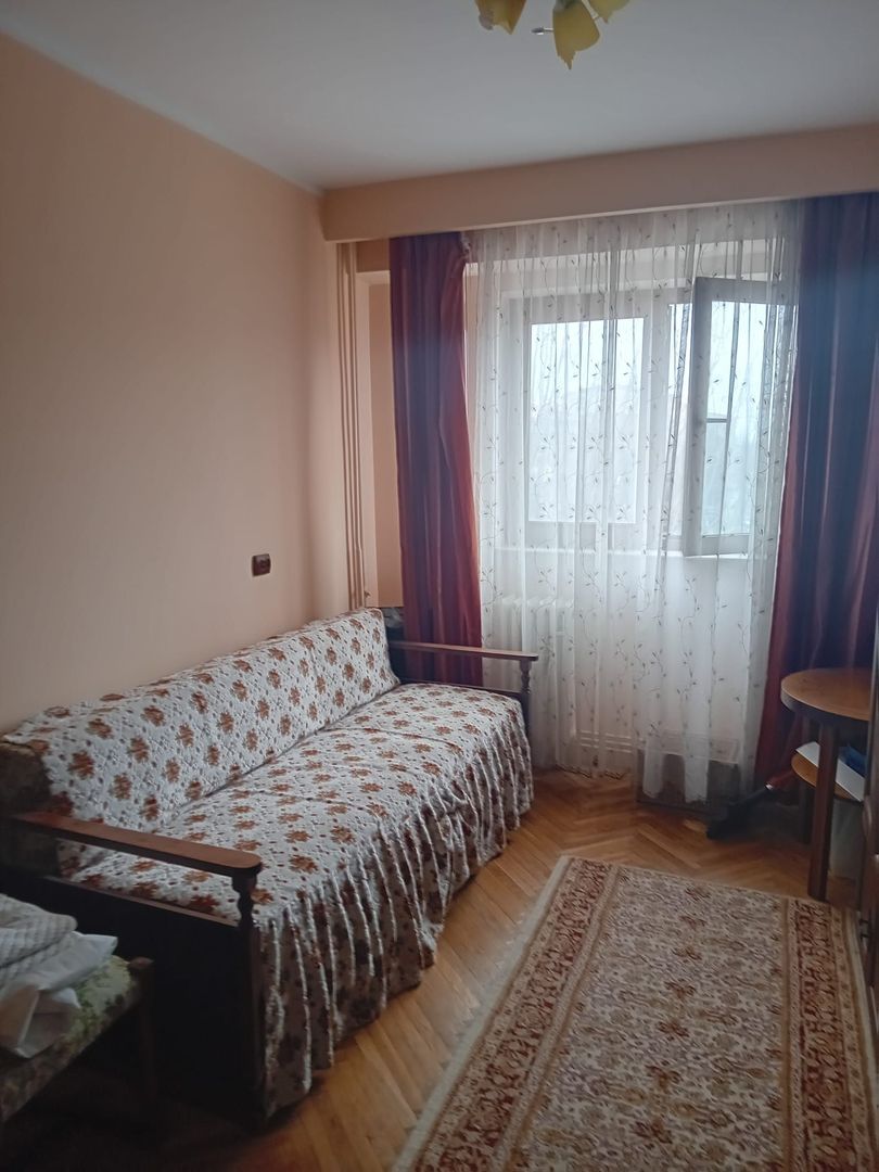 Apartament 3 camere dec,Micro 21,et 3,2 bai,2 balcoane - Poză 13