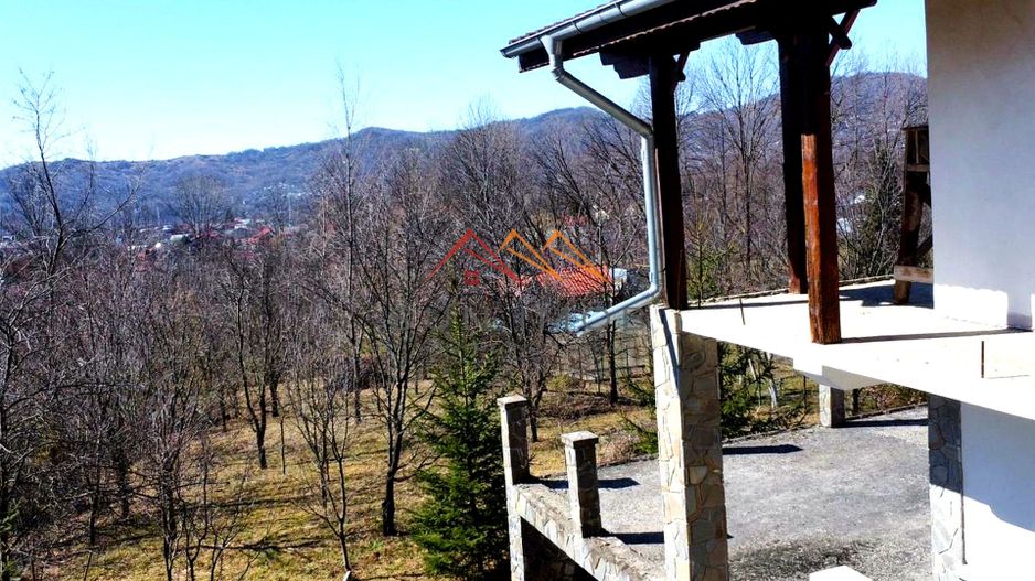 Vila S+P+E, priveliste deosebita, 6 camere, garaj, terasa, Cornu, PH - Poză 31
