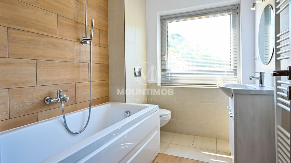 Pensiune la cheie, 13 camere, Randament ridicat, Cheile Rasnoavei - Poză 12