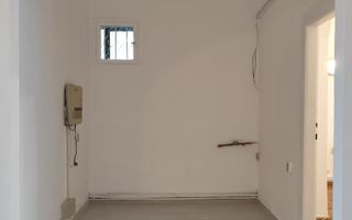 Birou 103 mp, 4 camere, ultracentral, str.I.Vulcan, Oradea, INCHIRIERE - Poză 8