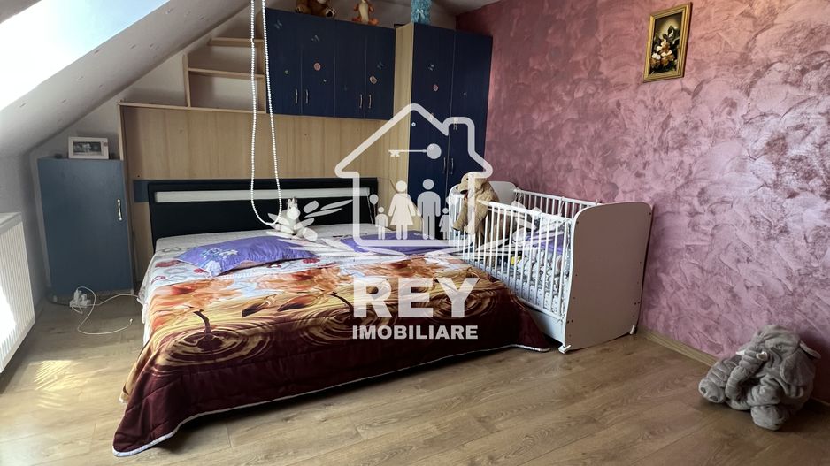 De vanzare- Apartament 3 camere str Luptei - Poză 6