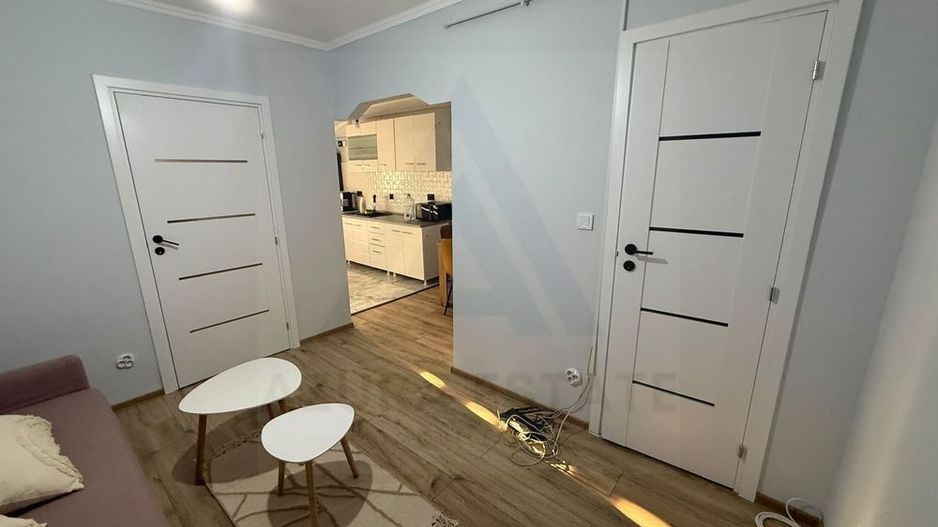 Apartament 2 camere decomandat etaj 1 zona Centrala - Poză 2