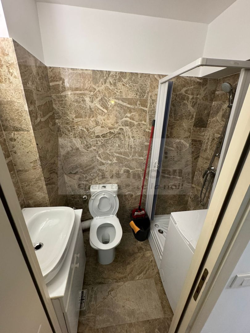 3 camere Tătărași • 74 mp • bloc 2017 • parcare • 215000 € - Poză 11