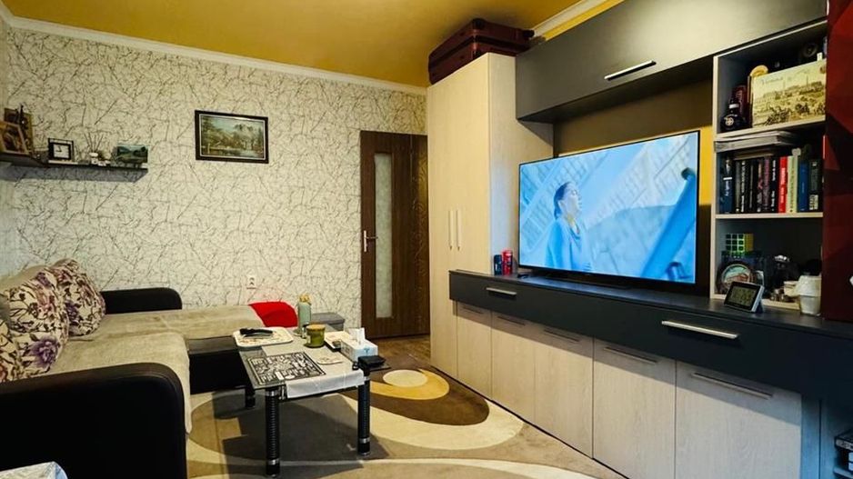 Apartament cu 2ï¿½camere Rogerius - Poză 1