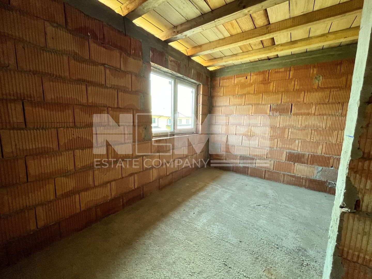 Duplex De Vanzare I Lisaura, Suceava I Pret: 124.500 Euro - Poză 11